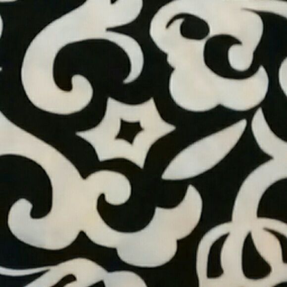 Chelsea Studio Dress  - Picture 8 of 8